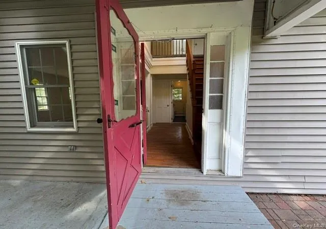 3rd image of 74 S Airmont Rd, Suffern, NY 10901 | MLS# 989916