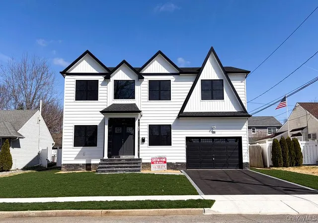 Photo 2 of Single family home for sale at 3421 Hawthorne Dr N, Hempstead, NY 11793 | MLS# 989917 | Listing updated on 2026-09-06