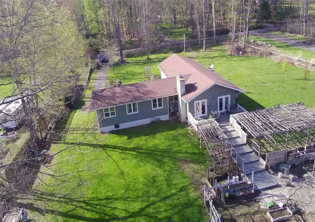 Photo 2 of Single family home for sale at 234 Sinsabaugh Rd, Pine Bush, NY 12566 | MLS# 989922 | Listing updated on 2026-09-16