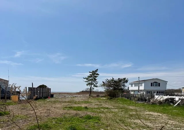 2nd image of 403 Cross Bay Blvd, New York, NY 11693 | MLS# 989943