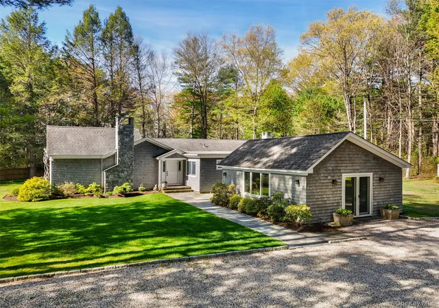 Homes for sale in Bedford, NY | 559 Pound Ridge Rd, Bedford, NY 10576 | MLS# 989975