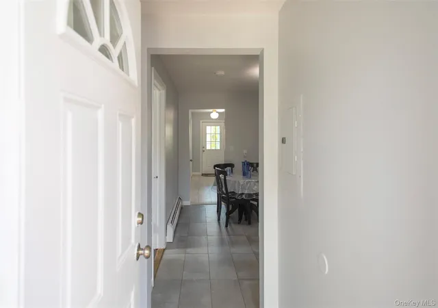 5th image of 8 Brightside Ave, Islip, NY 11722 | MLS# 990030