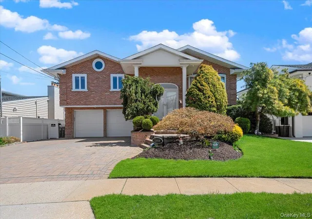 Photo 1 of Single family home for sale at 2959 Shore Dr, Hempstead, NY 11566 | MLS# 990032 | Listing updated on 2026-07-17