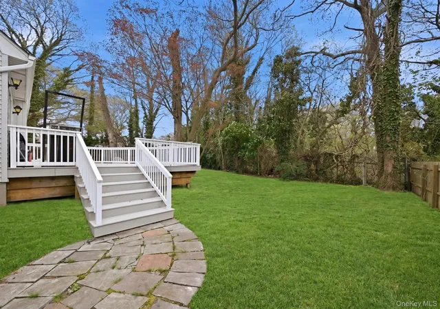 3rd image of 72 Seminole St, Selden, NY 11784 | MLS# 990037