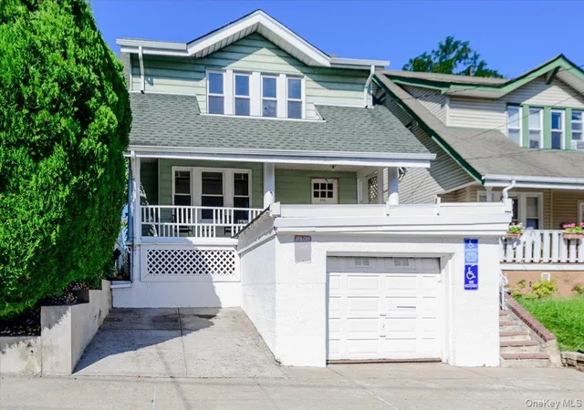 Photo 1 of Single family home for sale at 548 Davis Ave, New York, NY 10310 | MLS# 990086 | Listing updated on 2026-09-05