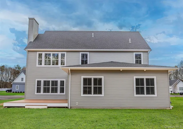 Photo 4 of Single family home for sale at 7 Jersey Ave, Miller Place, NY 11764 | MLS# 990098 | Listing updated on 2026-08-29