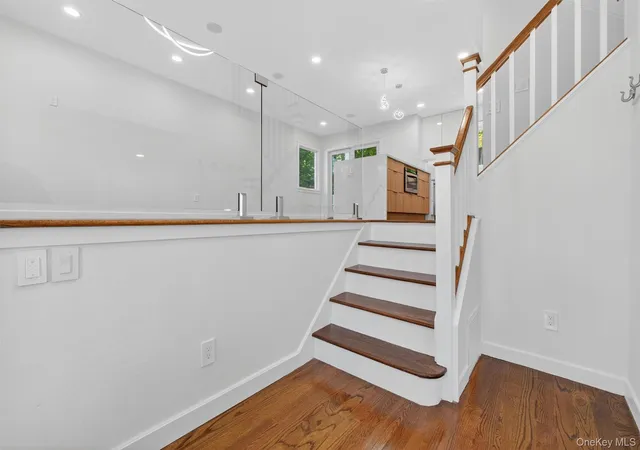 3rd image of 7 Buena Vista Ave, Peekskill, NY 10566 | MLS# 990105