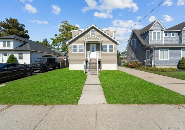 Single family home for sale at 109 Laurel St, Patchogue, NY 11772 | MLS# 990109 | Listing updated on 2026-05-06