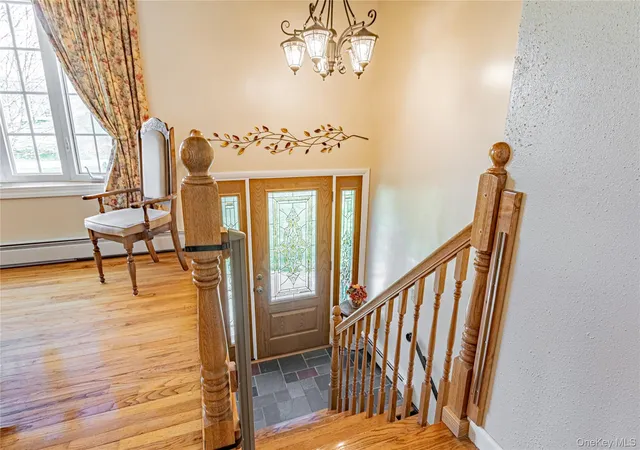 2nd image of 1 Paulette Ln, Wappinger, NY 12590 | MLS# 990113
