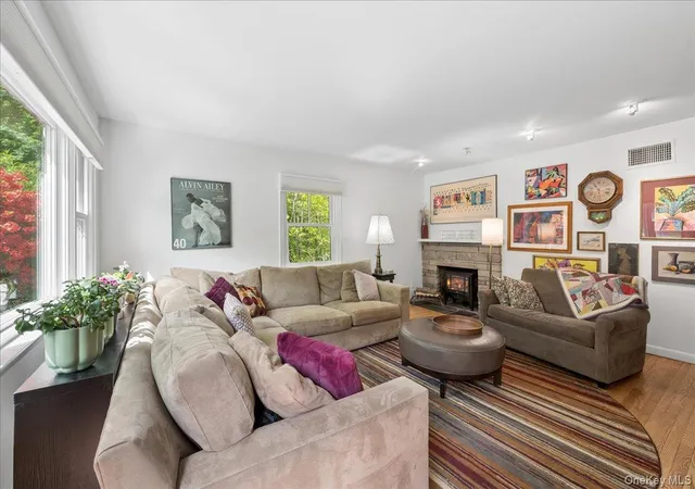 Photo 5 of Sale Pending at 14 Kent Ave, Hastings On Hudson, NY 10706 | MLS# 990144 | Listing updated on 2026-06-17