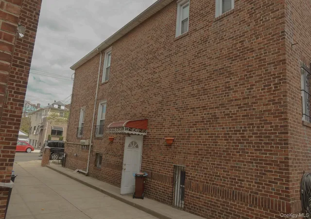 Photo 2 of Sale Pending at 778 Adee Ave, Bronx, NY 10467 | MLS# 990150 | Listing updated on 2026-06-04