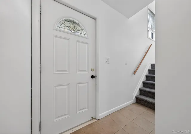 5th image of 6 Charlotte Mews, Wallkill, NY 10940 | MLS# 990169