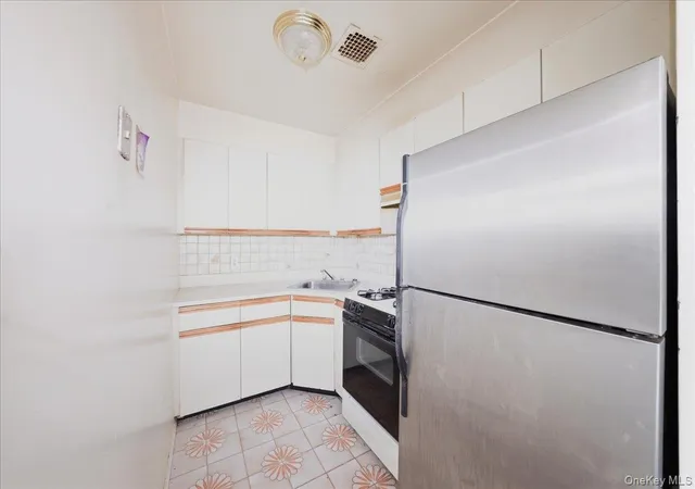 18th image of 9748 91st St #1D, New York, NY 11416 | MLS# 990206