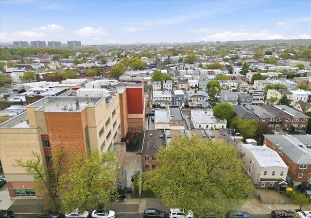 4th image of 9748 91St St, New York, NY 11416