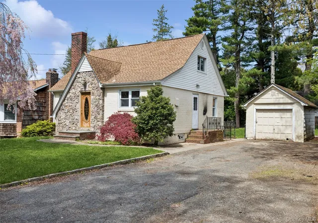 1st image of 107 E 25th St, Huntington, NY 11746 | MLS# 990266