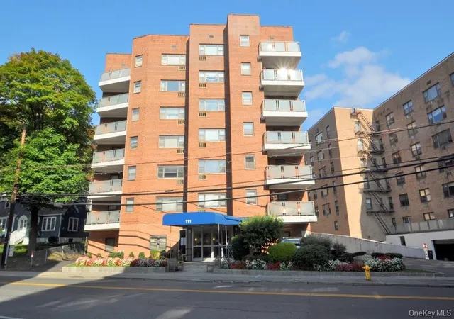 Listing Photo 5 - Condo for sale in building located at 111 E Hartsdale Ave, Greenburgh, NY 10522 - Unit #7E