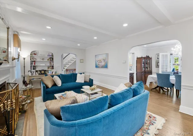Photo 4 of Sale Pending at 421 Broadway, Lawrence, NY 11559 | MLS# 990333 | Listing updated on 2026-09-12