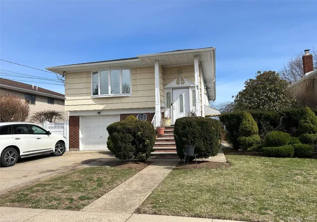 Photo 3 of Single family home for sale at 82 Bedford Rd, Hempstead, NY 11550 | MLS# 990342 | Listing updated on 2026-06-11