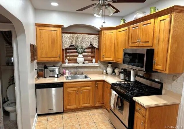 4th image of 226-20 141St Ave, Springfield Gardens, NY 11413 | MLS# 990398