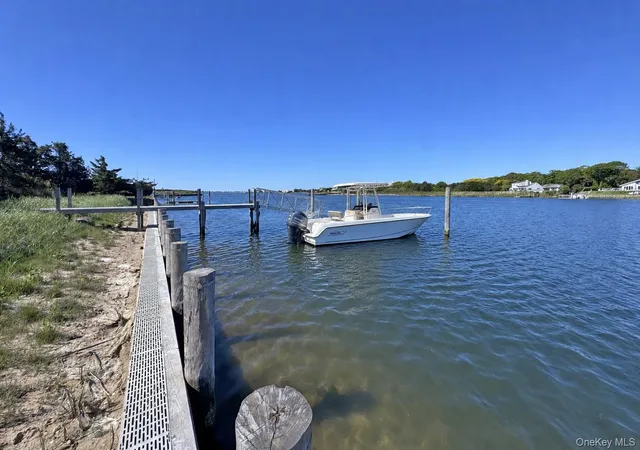 4th image of 11 Pine Tree Ln, Southampton, NY 11977 | MLS# 990431