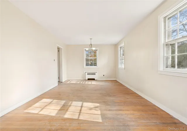 Photo 3 of Single family home for sale at 97 Wescott Blvd, New York, NY 10314 | MLS# 990450 | Listing updated on 2026-10-05