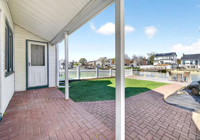 3rd image of 69 Forest Ave, Oyster Bay, NY 11758 | MLS# 990494