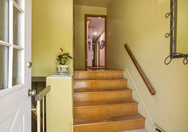 Photo 3 of House for sale at 240-43 69 Avenue, New York, NY 11362 | MLS# 990502 | Listing updated on 2026-09-14