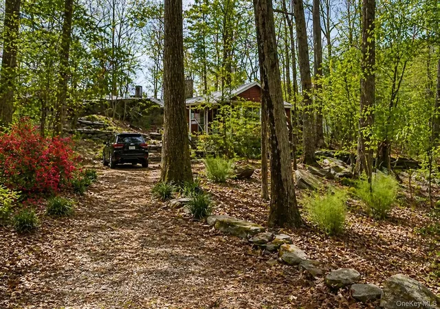 Homes for sale in Greenwood Lake, NY | 59 Furnace Trl, Greenwood Lake, NY 10925 | MLS# 990512
