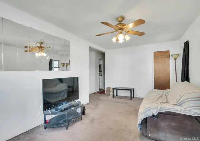 5th image of 111 S 4Th St, Lindenhurst, NY 11757 | MLS# 990549