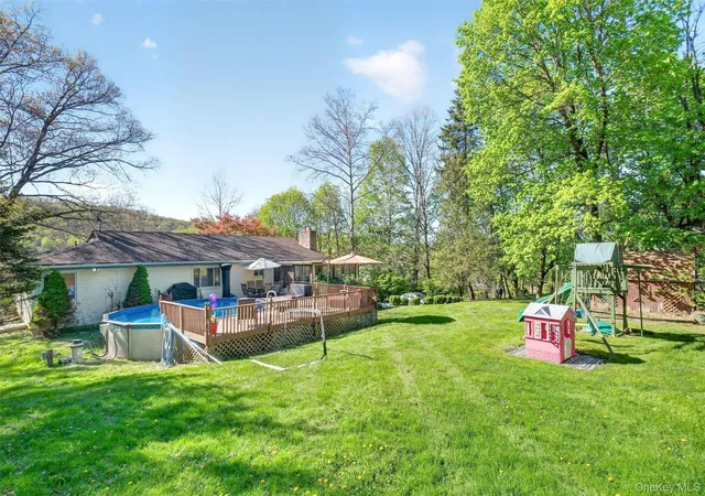 Homes for sale in East Fishkill, NY | 18 Patti Pl, East Fishkill, NY 12533 | MLS# 990554