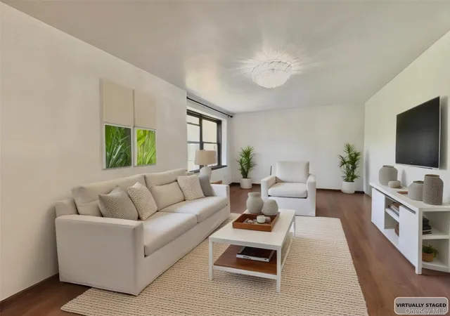Photo 3 of Sale Pending at 140 14 28th Road #6G, New York, NY 11354 | MLS# 990570 | Listing updated on 2026-09-15