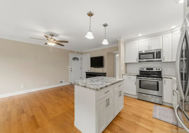 Homes for sale in Yorktown, NY | 15F Essex Pl #F, Yorktown, NY 10598 | MLS# 990624