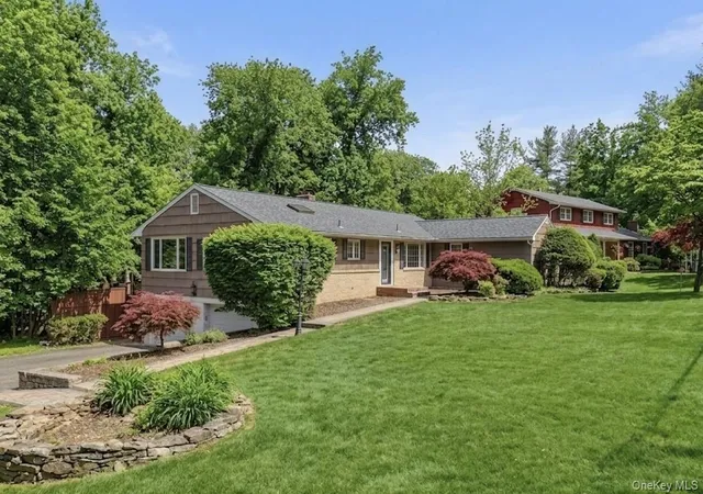 Photo 2 of Single family home for sale at 35 Mayer Dr, Ramapo, NY 10901 | MLS# 990635 | Listing updated on 2026-07-27