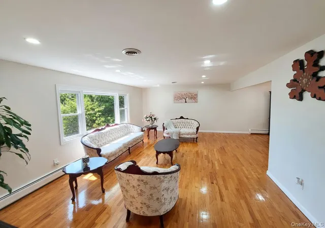 3rd image of 36 Tamar Dr, Valley Cottage, NY 10989 | MLS# 990710