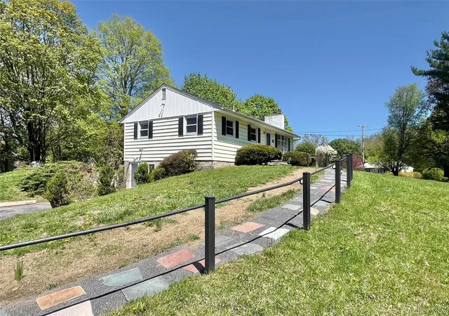 Homes for sale in Hyde Park, NY | 2 Long Meadow Dr, Hyde Park, NY 12580 | MLS# 990724