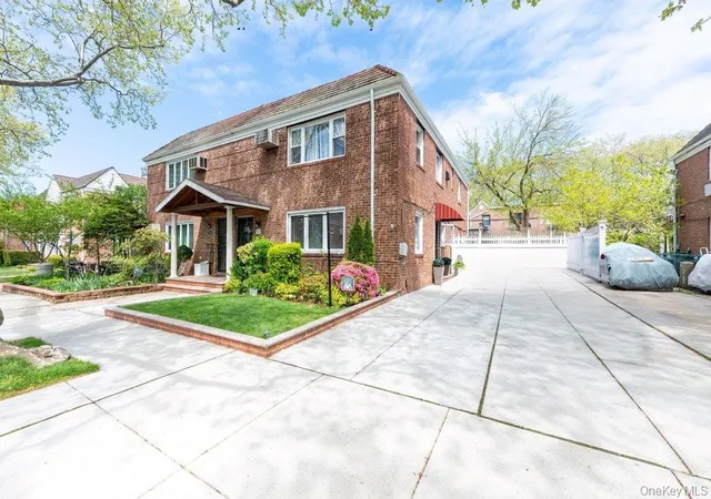 Photo 2 of Sale Pending at 73 37 197th Street, Fresh Meadows, NY 11366 | MLS# 990760 | Listing updated on 2026-05-28