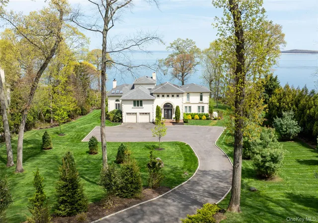 2nd image of 17 Sea Crest Dr, Huntington, NY 11743 | MLS# 990765