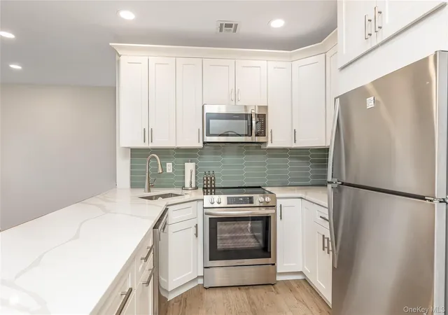 5th image of 100 W Broadway #2DD, Long Beach, NY 11561 | MLS# 990866