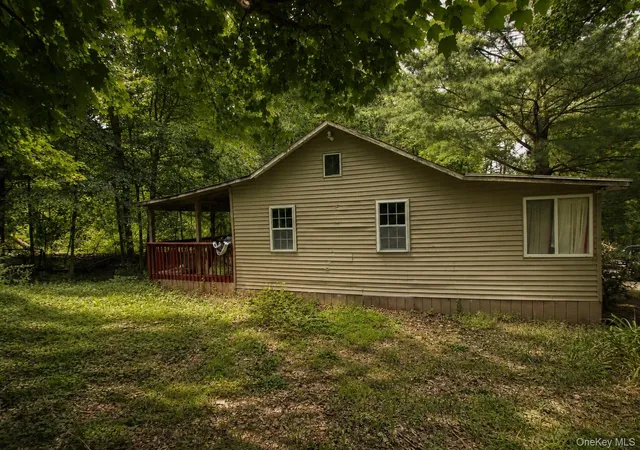 Photo 3 of Single family home for sale at 10 Lookout Trl, Monroe, NY 10950 | MLS# 990914 | Listing updated on 2026-09-03