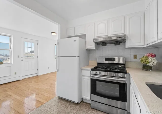 3rd image of 13616 31St Rd, New York, NY 11354