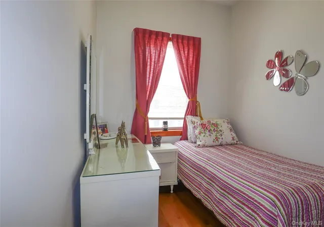 Photo 4 of Sale Pending at 2130 36th Street, Astoria, NY 11105 | MLS# 990932 | Listing updated on 2026-05-30
