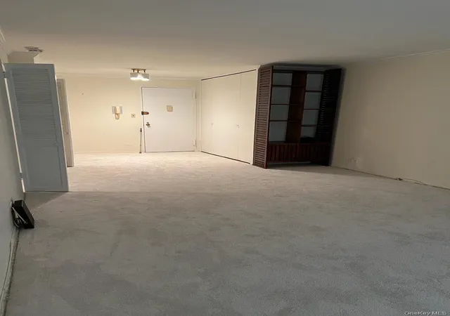 Photo 2 of House for sale at 305 East 40 St #4A, New York, NY 10016 | MLS# 990954 | Listing updated on 2026-08-25