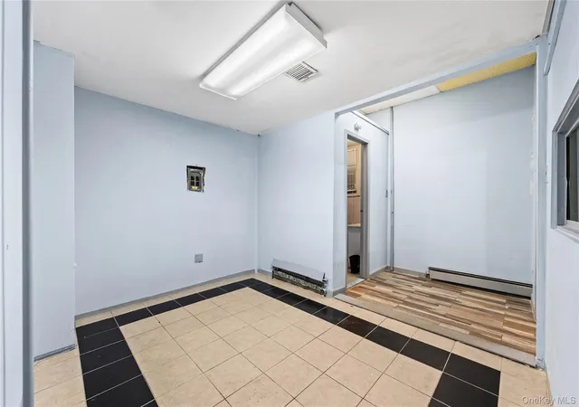 Listing Photo 5 - Condo for sale in building located at 847 Castle Hl Ave, Bronx, NY 10473