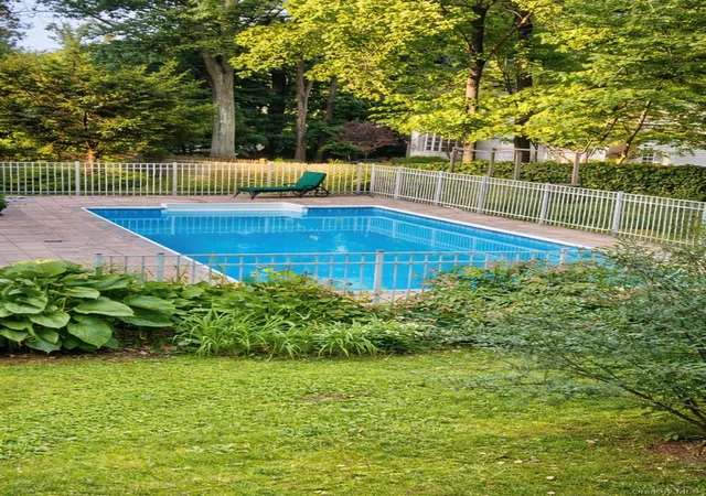 Homes for sale in Glen Cove, NY | 110 Red Spring Ln, Glen Cove, NY 11542 | MLS# 990965