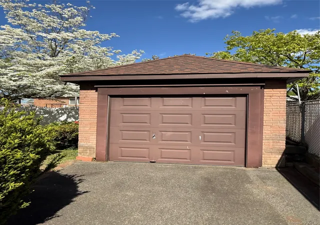 Photo 3 of Single family home for sale at 1303 139th Street, New York, NY 11357 | MLS# 990975 | Listing updated on 2026-08-07