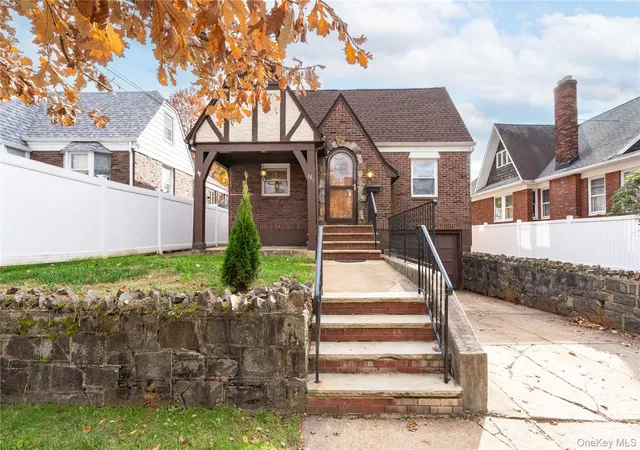 Photo 1 of Single family home for sale at 156 Goodwin Ave, New York, NY 10314 | MLS# 990978 | Listing updated on 2026-10-05