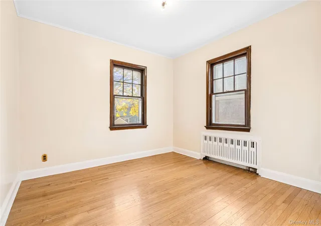 Photo 3 of Single family home for sale at 156 Goodwin Ave, New York, NY 10314 | MLS# 990978 | Listing updated on 2026-10-05