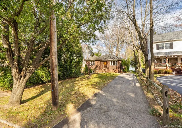 Photo 3 of Single family home for sale at 81 Midland, New York, NY 10308 | MLS# 990981 | Listing updated on 2026-09-23