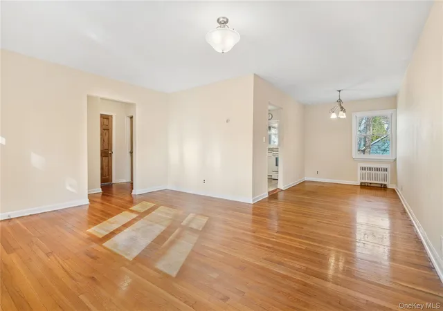 Photo 4 of Single family home for sale at 81 Midland, New York, NY 10308 | MLS# 990981 | Listing updated on 2026-09-23
