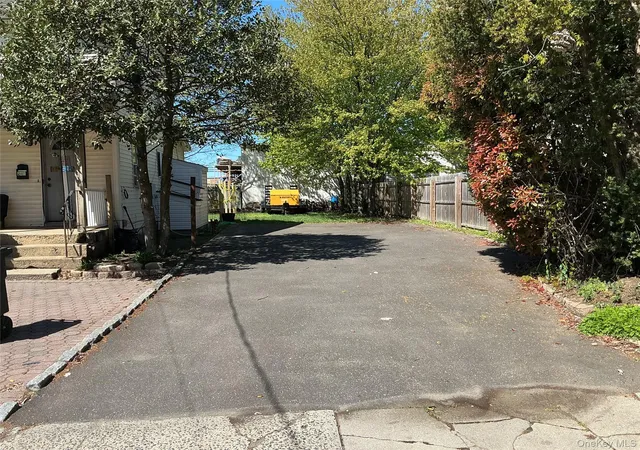 Photo 4 of House for sale at 241 Covert St, North Hempstead, NY 11590 | MLS# 991058 | Listing updated on 2026-08-04